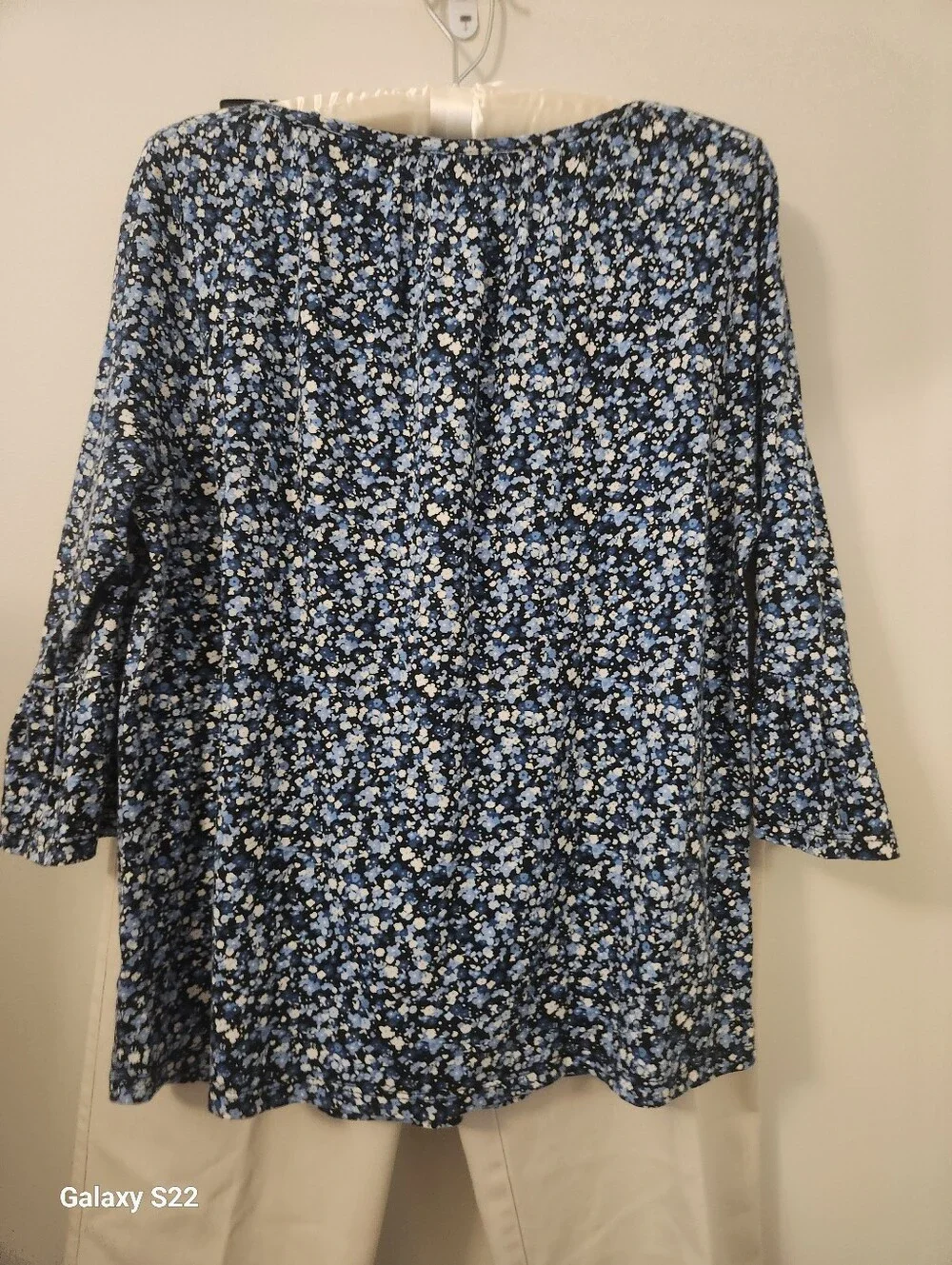 Michael Kors Blue Floral Scoop-Neck Women’s Top